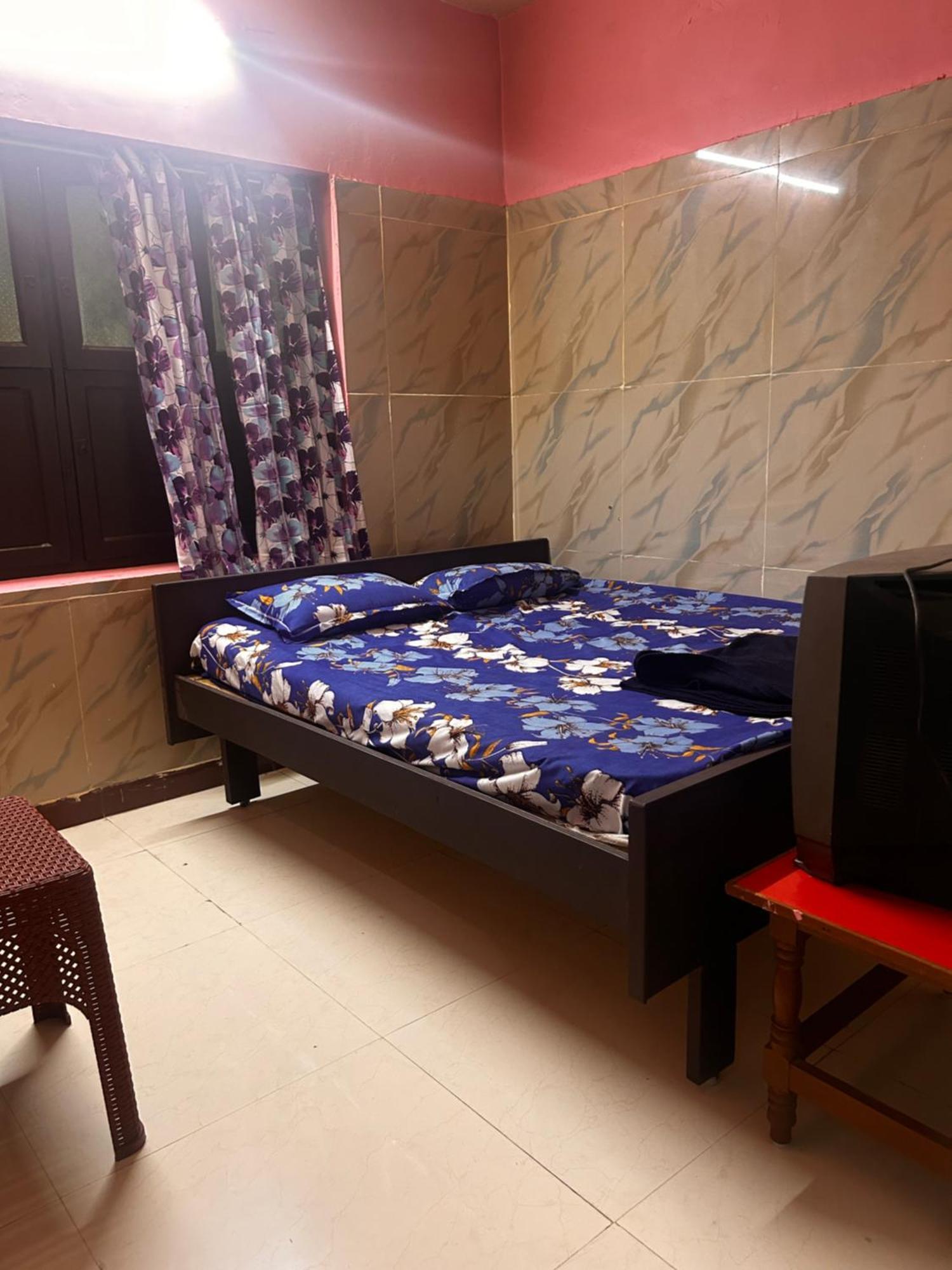 Sri Thirumal Home Stay Kumbakonam Bagian luar foto